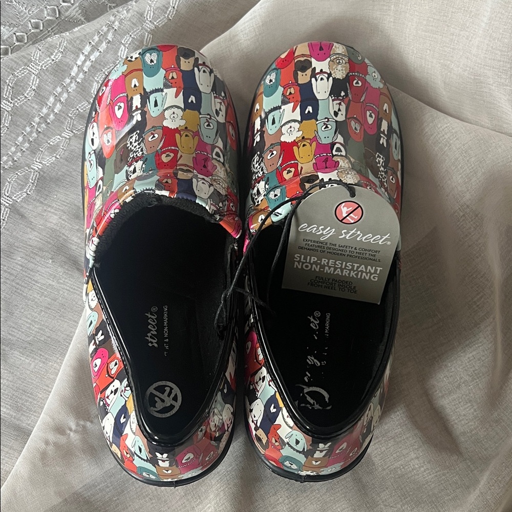 easy street Animal Face Slip-Resistant Clogs